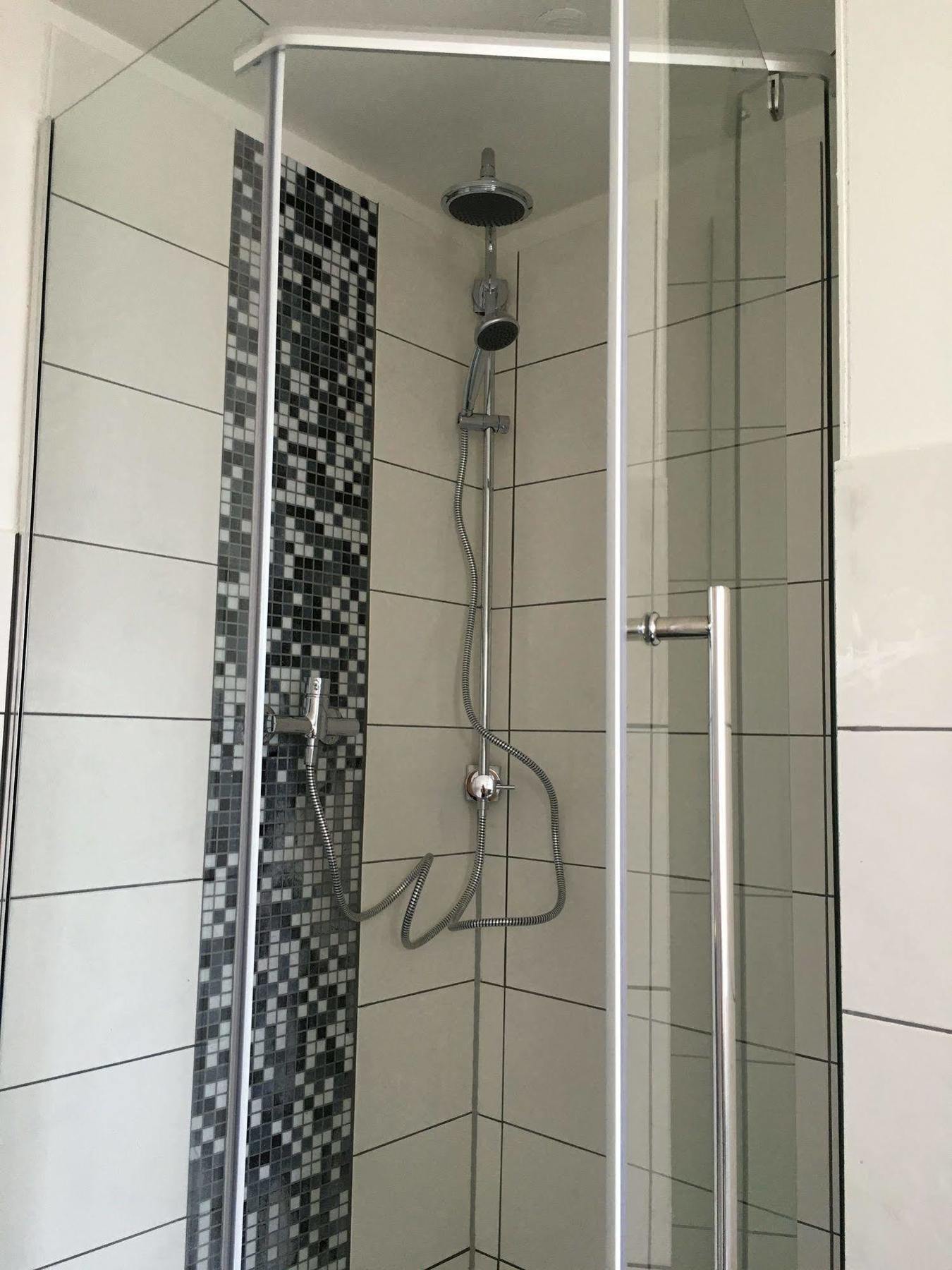 B&B Check Mate Roermond Buitenkant foto